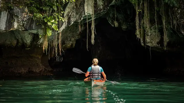 Phang Nga Bay sea canoe guide